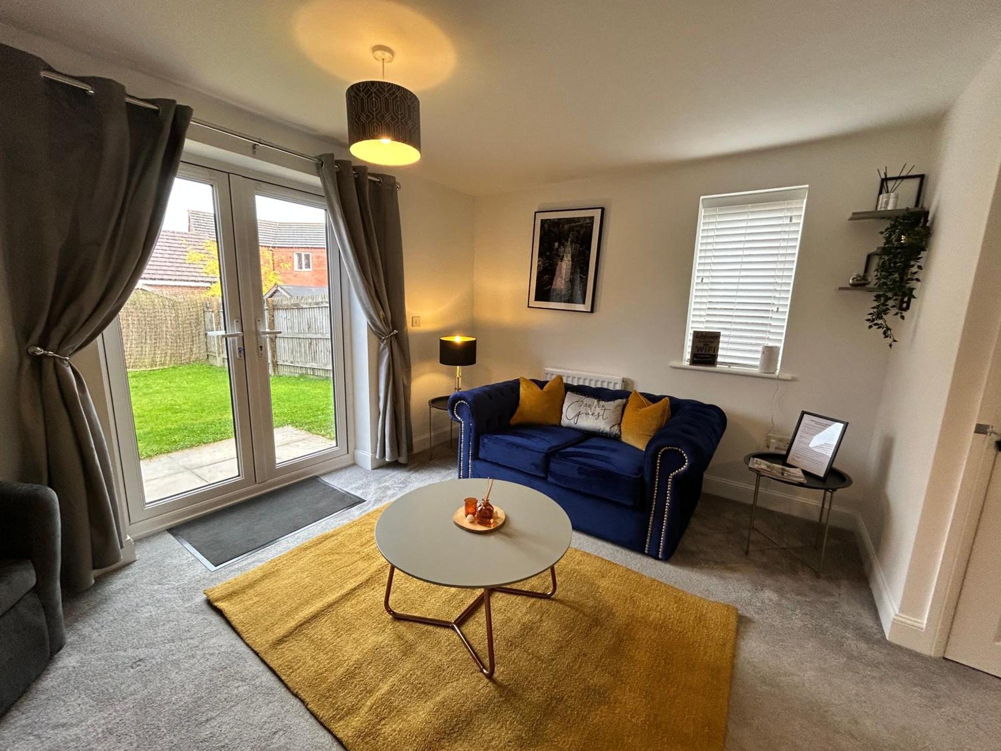 Сasa de vacaciones Radbourne House - Spacious 2 Bed, From In *
